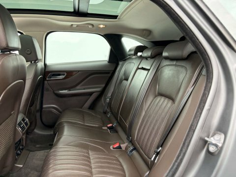 Jaguar F-Pace 2.0I Portfolio Awd Euro 6 Ss  #62