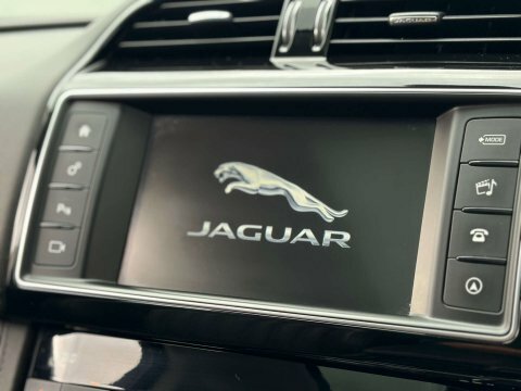 Jaguar F-Pace 2.0I Portfolio Awd Euro 6 Ss  #69