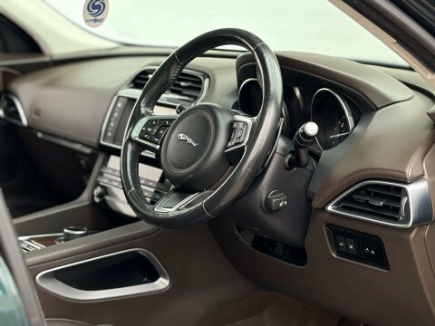 Jaguar F-Pace 2.0I Portfolio Awd Euro 6 Ss  #10