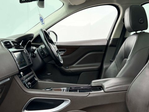 Jaguar F-Pace 2.0I Portfolio Awd Euro 6 Ss  #67