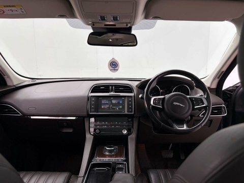 Jaguar F-Pace 2.0I Portfolio Awd Euro 6 Ss  #54