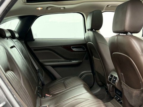 Jaguar F-Pace 2.0I Portfolio Awd Euro 6 Ss  #23