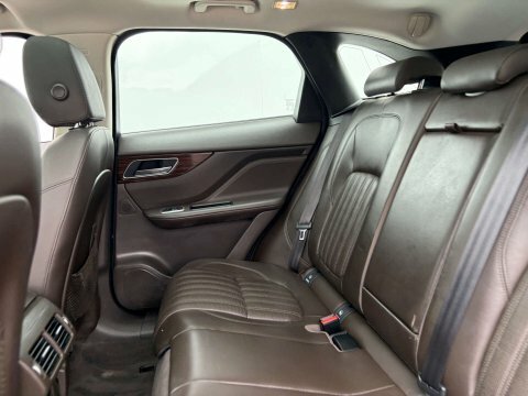 Jaguar F-Pace 2.0I Portfolio Awd Euro 6 Ss  #65