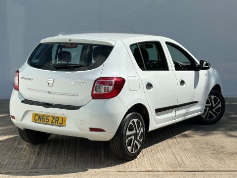 Dacia Sandero 1.1 Sandero Ambiance White #3