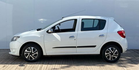 Dacia Sandero Dacia Sandero 1.0 Sce Essential Red #44
