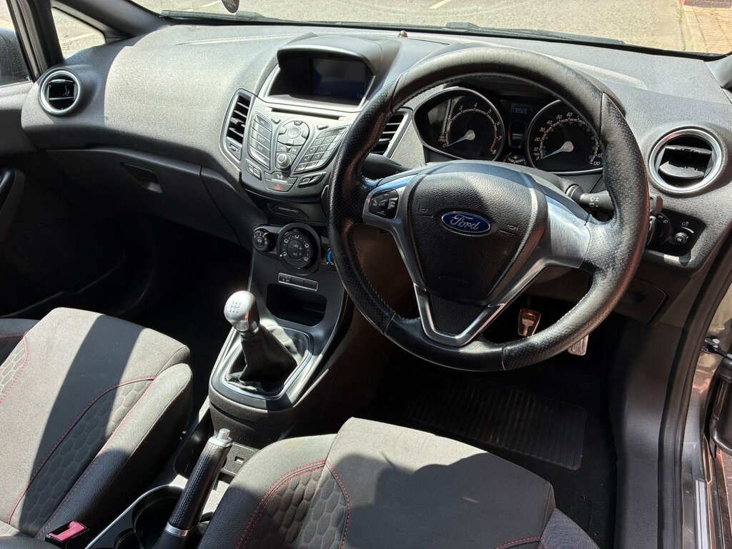Ford Fiesta 1.0T Ecoboost St-line Hatchback Grey #4