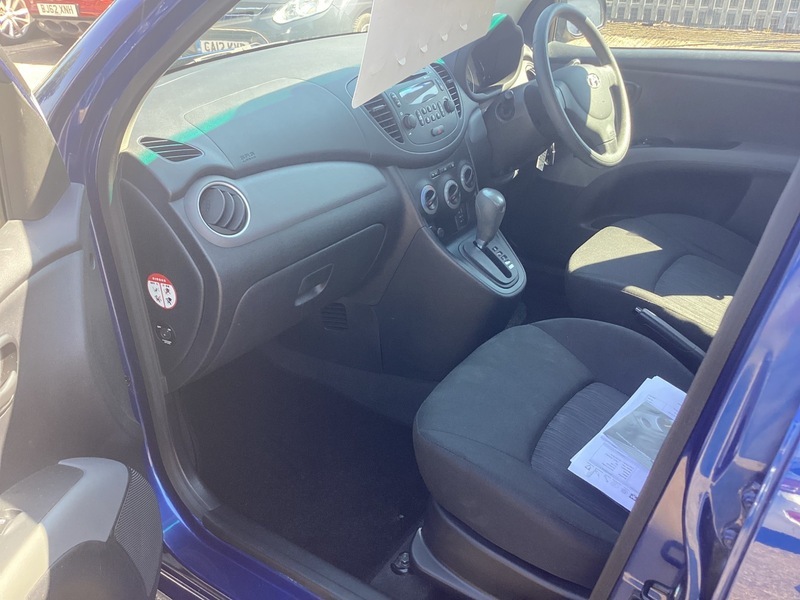 Hyundai I10 Classic 5-Door 20 Road Tax, Chain Driven Red #11