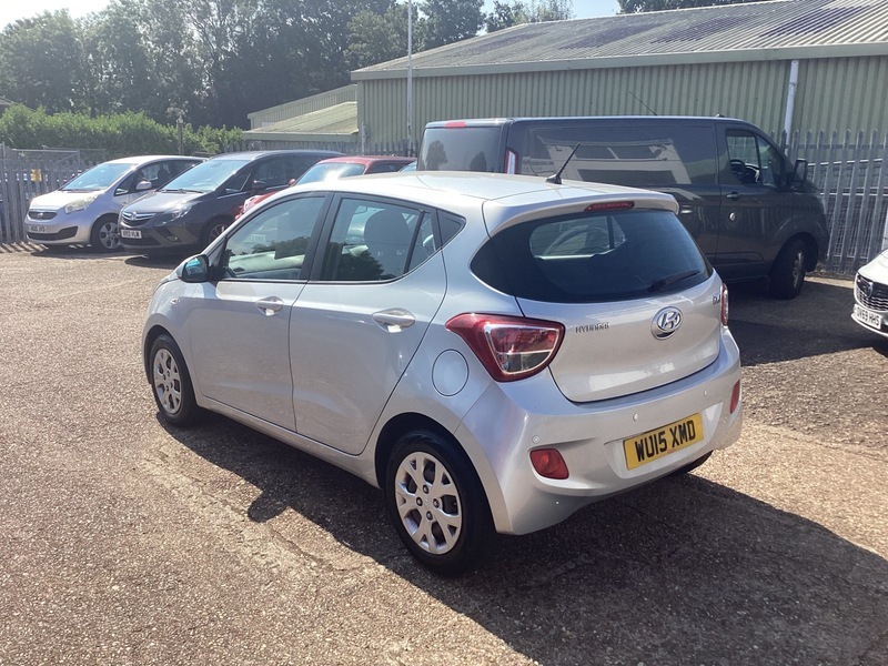 Hyundai I10 1.0 Se Hatchback Silver #4