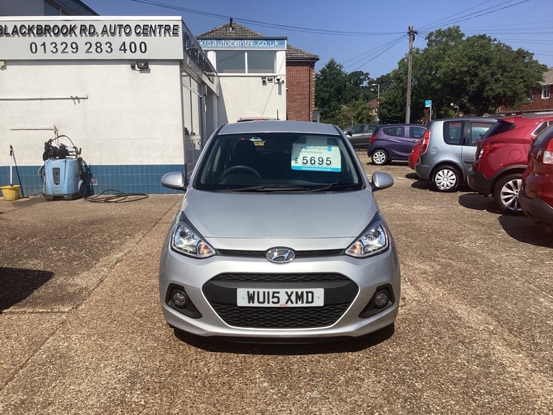 Hyundai I10 1.0 Se Hatchback Silver #2