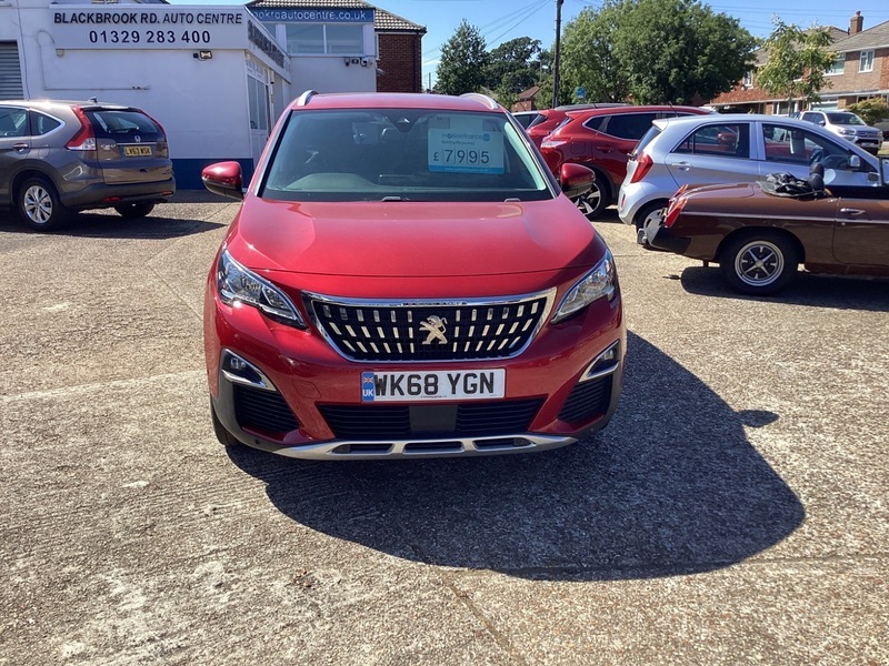 Peugeot 3008 1.2 Puretech Allure Suv Red #2