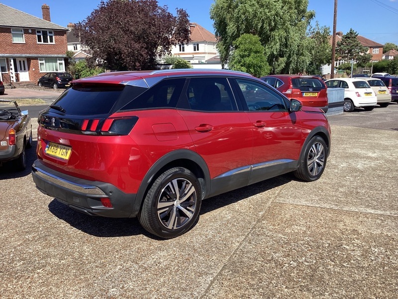 Peugeot 3008 1.2 Puretech Allure Suv Red #5