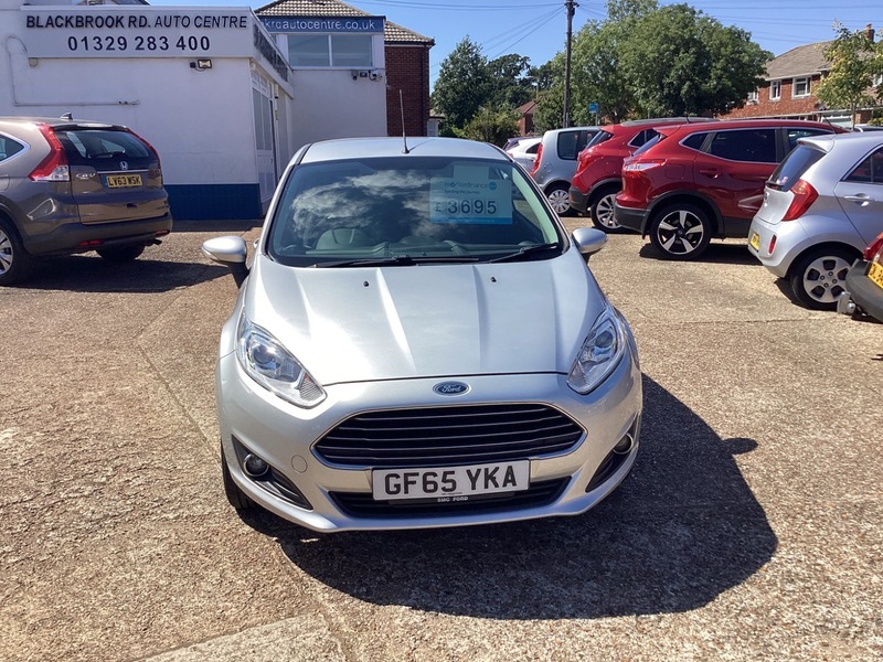 Ford Fiesta 1.25 Zetec Hatchback Silver #2