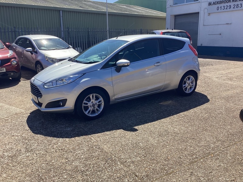 Ford Fiesta 1.25 Zetec Hatchback Silver #3