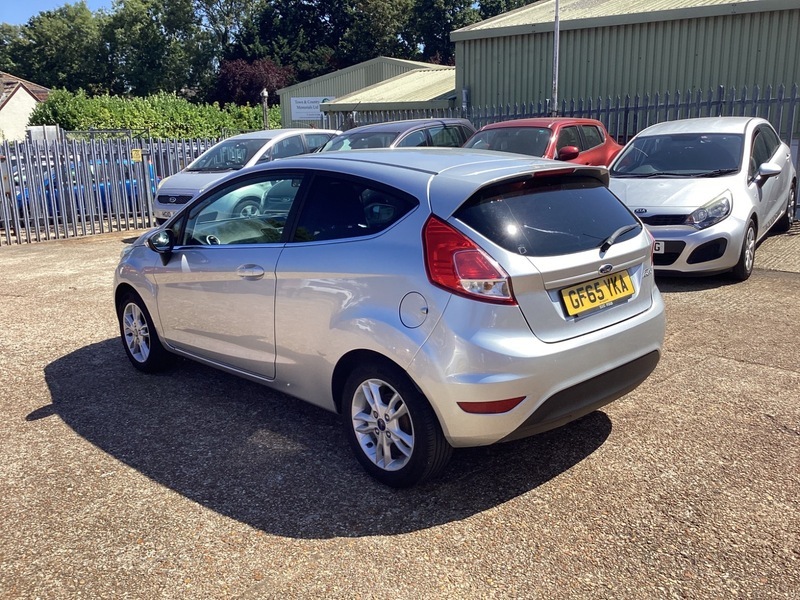 Ford Fiesta 1.25 Zetec Hatchback Silver #4