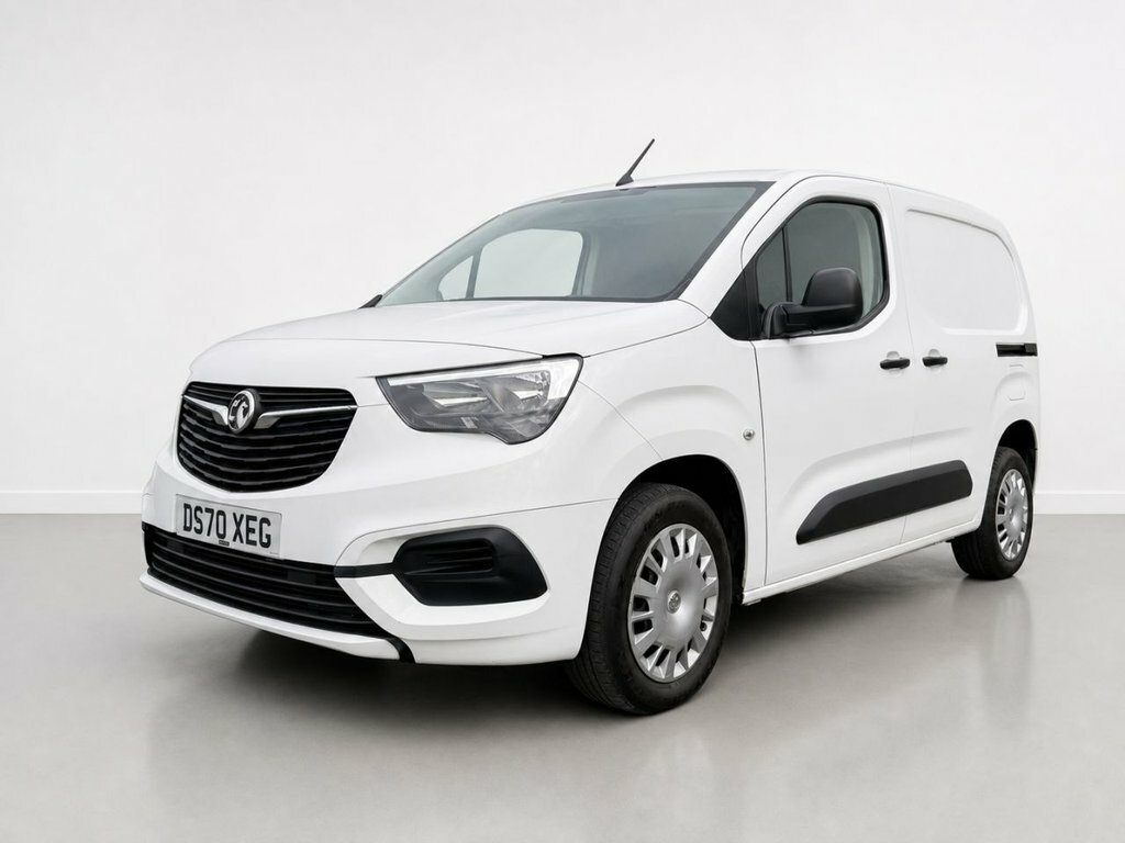 Vauxhall Combo 1.6L Sportive White #4