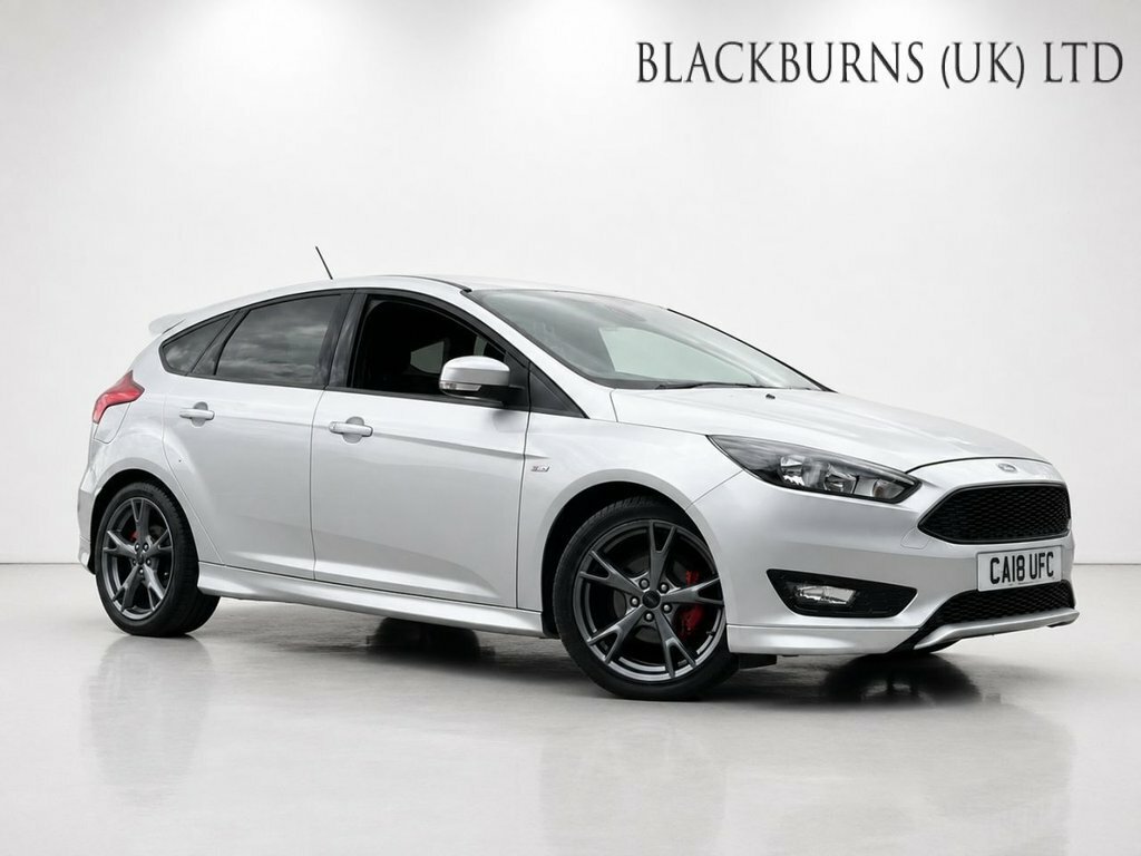 Ford Focus 1L St-line X Silver