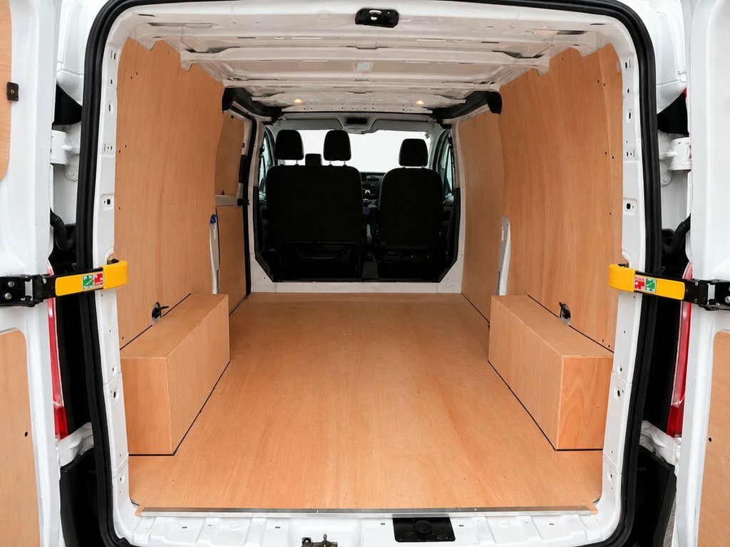 Ford Transit Custom 2L Leader SK71RNV White #3