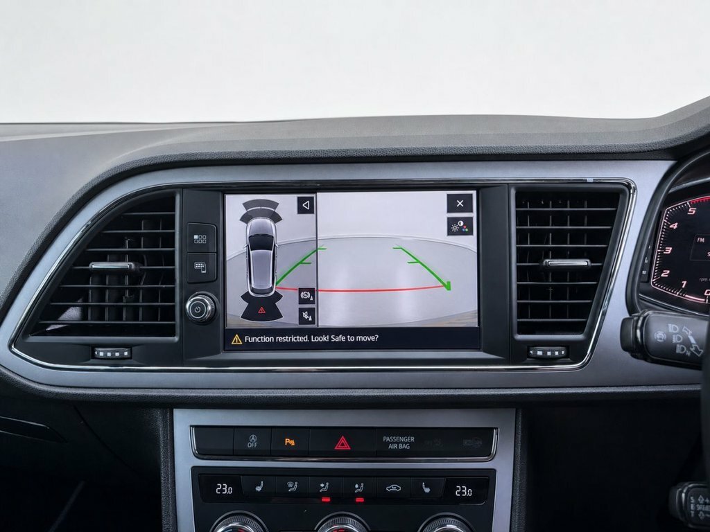 Seat Leon 2L Xcellence Lux YY70HXE Black #5