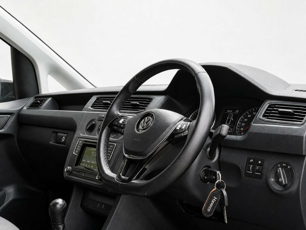 Volkswagen Caddy Maxi Combi Black #3