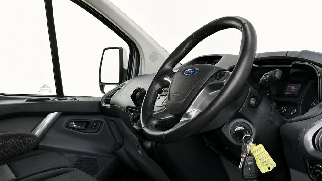 Ford Transit Custom 2L Limited LV67XXD Silver #2