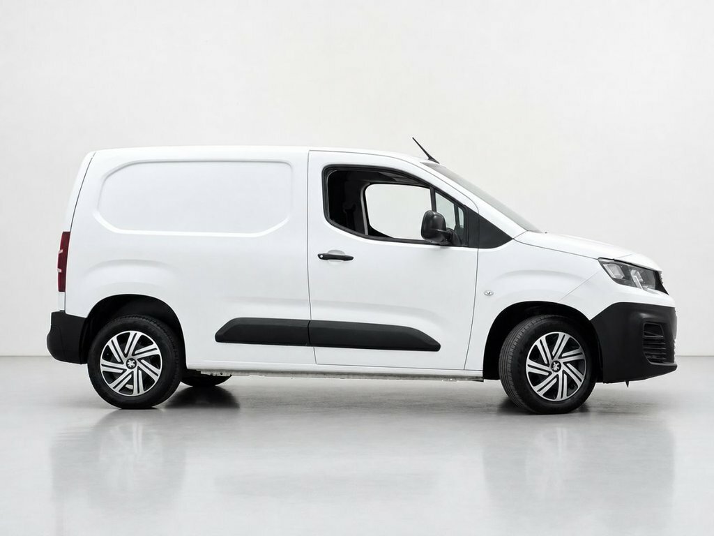 Peugeot Partner 1.5L Professional NU70FJX White #2