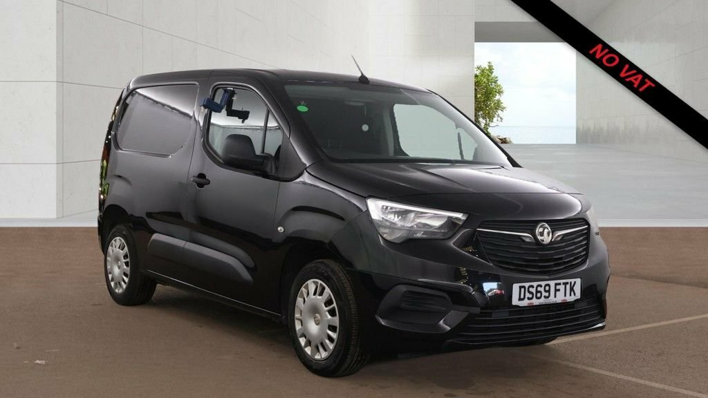 Vauxhall Combo 1.6L Sportive Black #2