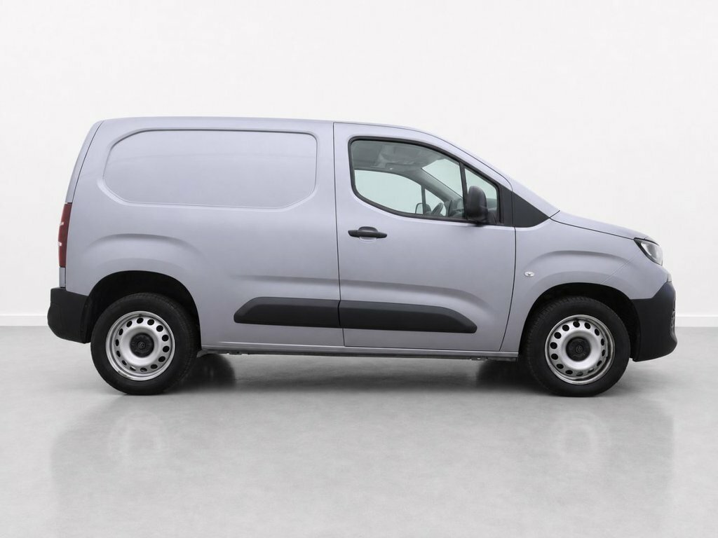 Peugeot Partner Mpv White #10