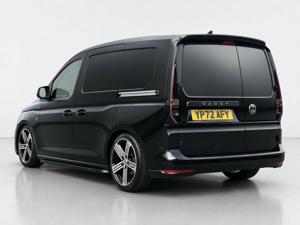 Volkswagen Caddy 2L Commerce Pro Black #3