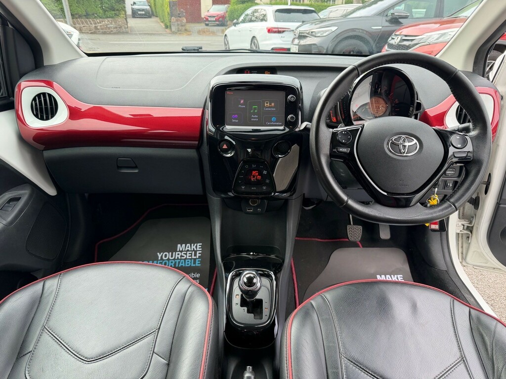 Toyota Aygo Vvt-i X-claim X-shift Funroof PN67XVC #4