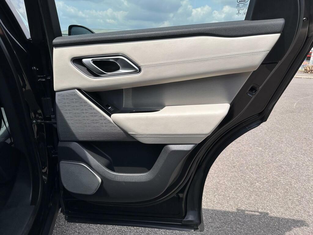 Land Rover Range Rover Velar Range Rover Velar S D240 White #21