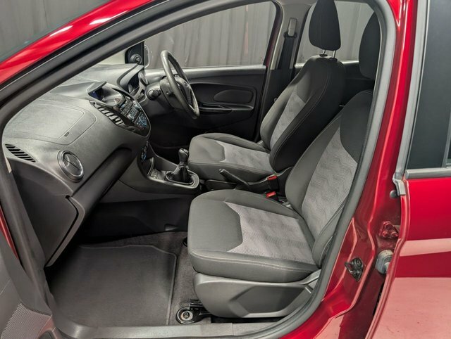 Ford KA+ Zetec Marketing Level 1 1.2L Ti-vct 85 Ps 5 White #15