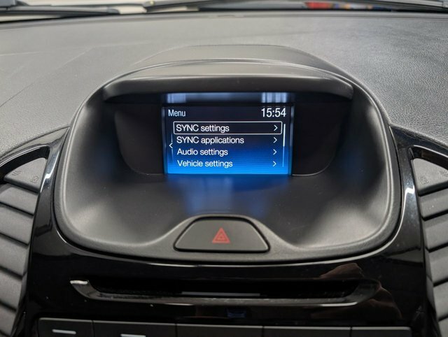 Ford KA+ Zetec Marketing Level 1 1.2L Ti-vct 85 Ps 5 White #54