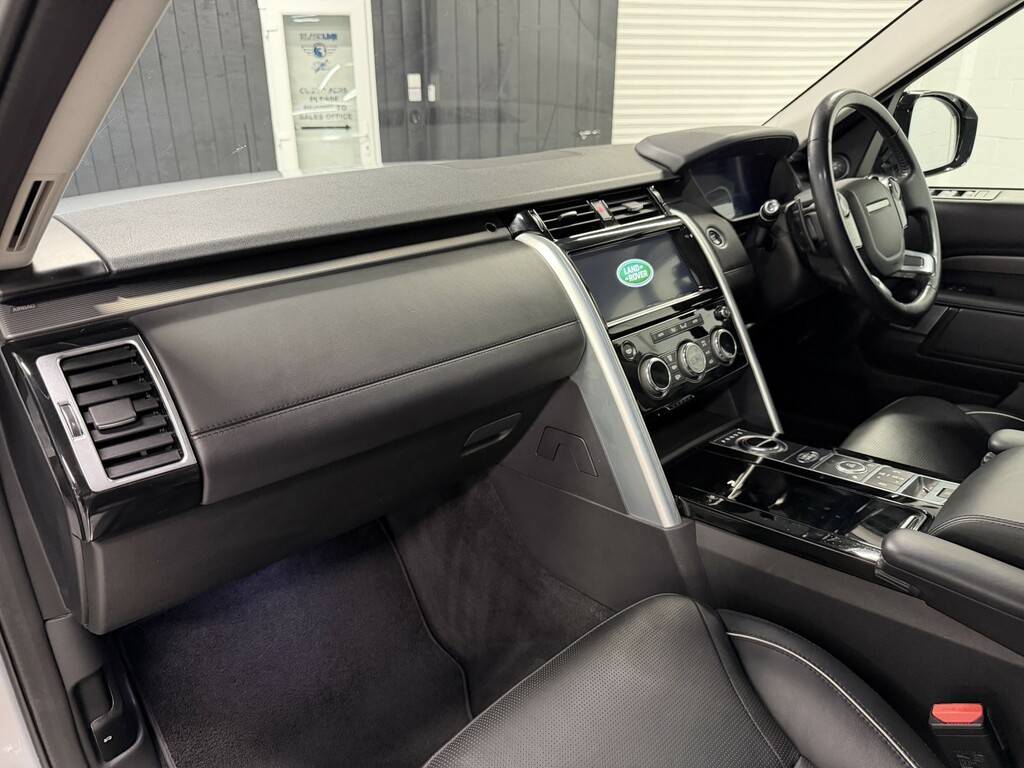 Land Rover Discovery 3.0 Sd V6 Hse Luxury Silver #6