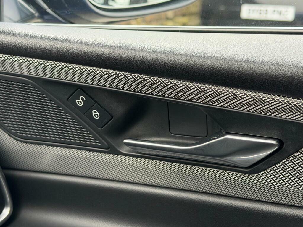Jaguar XE 2.0 P250i R-dynamic Se Saloon Euro Grey #46