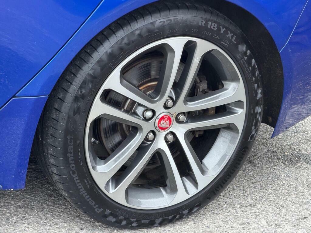 Jaguar XE 2.0 P250i R-dynamic Se Saloon Euro Grey #53