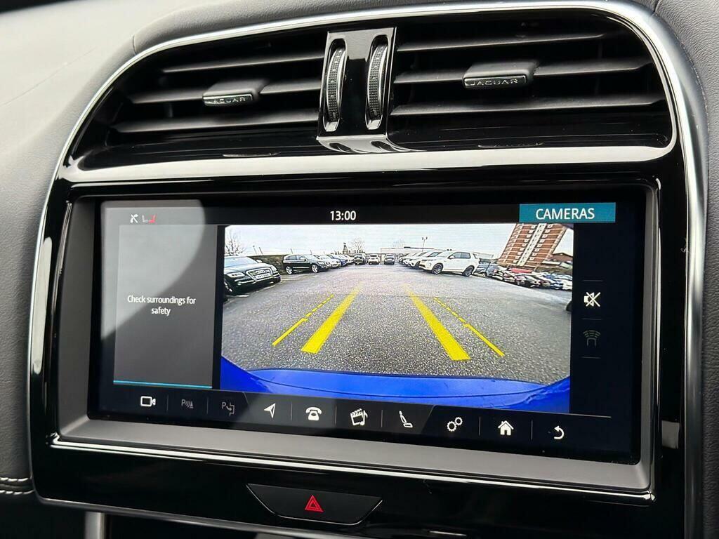 Jaguar XE 2.0 P250i R-dynamic Se Saloon Euro Grey #34