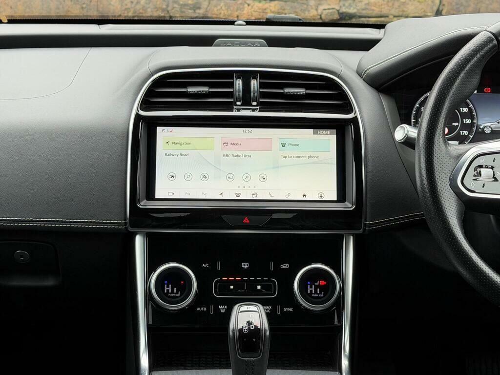 Jaguar XE 2.0 P250i R-dynamic Se Saloon Euro Grey #26