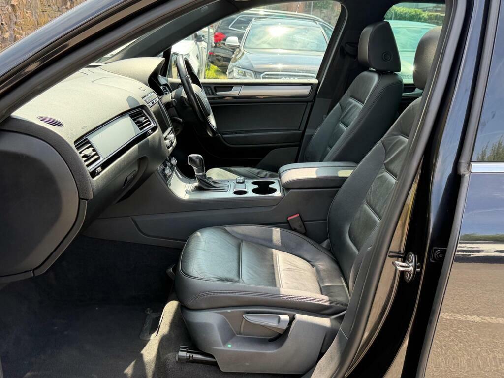 Volkswagen Touareg 3.0 Tdi V6 Bluemotion Tech R-line Suv T White #16