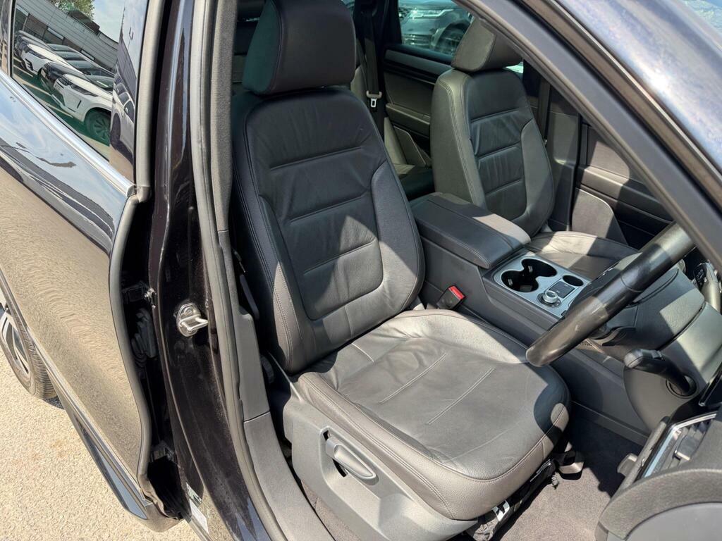 Volkswagen Touareg 3.0 Tdi V6 Bluemotion Tech R-line Suv T White #17