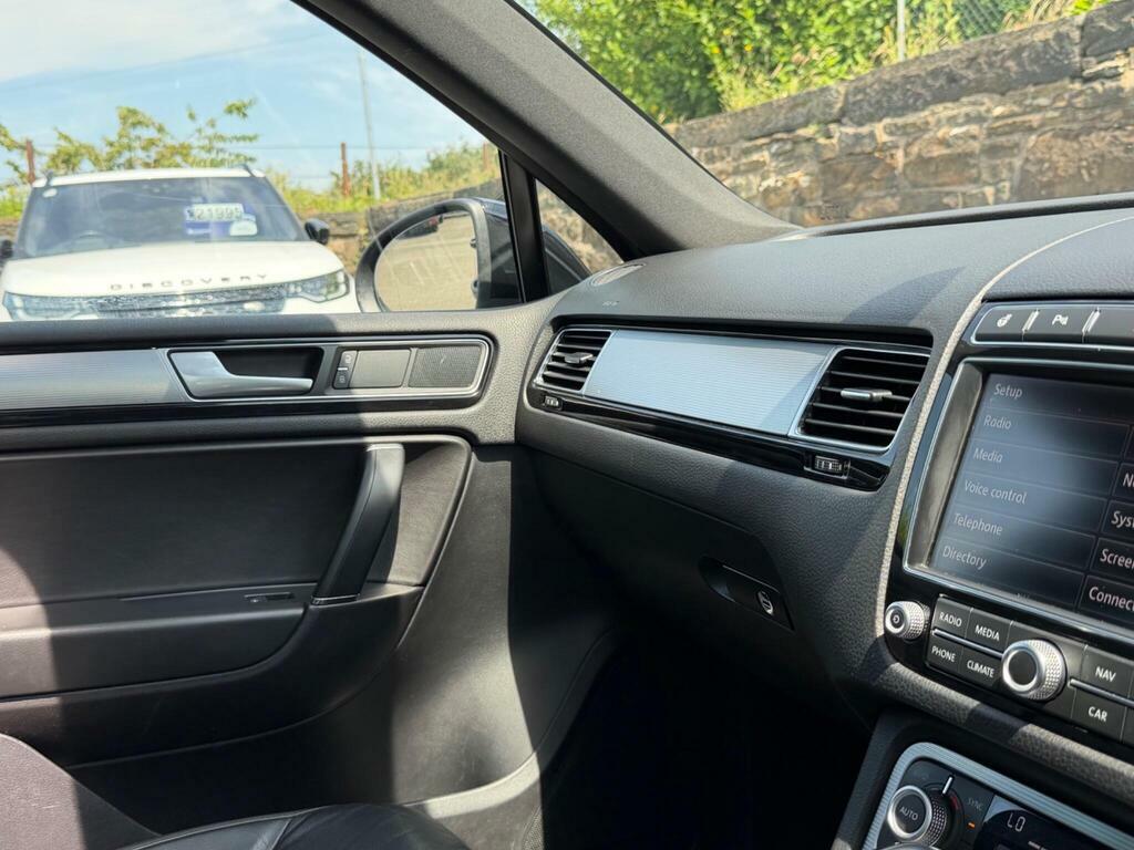Volkswagen Touareg 3.0 Tdi V6 Bluemotion Tech R-line Suv T White #47