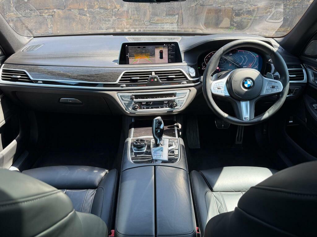 BMW 7 Series   #14