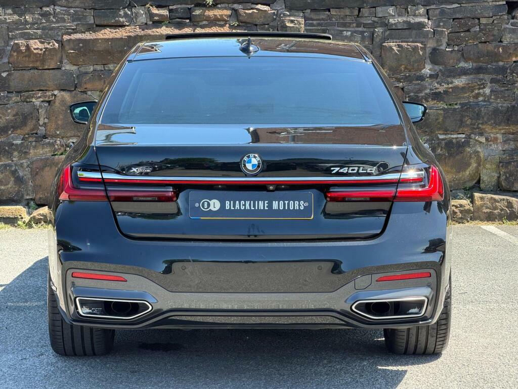 BMW 7 Series   #12