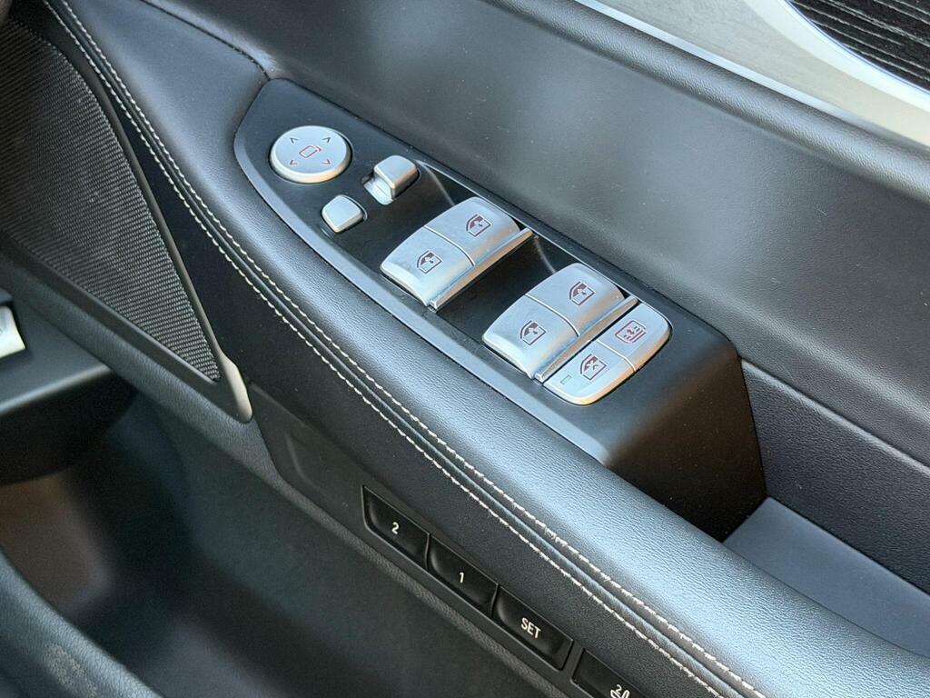BMW 7 Series   #37