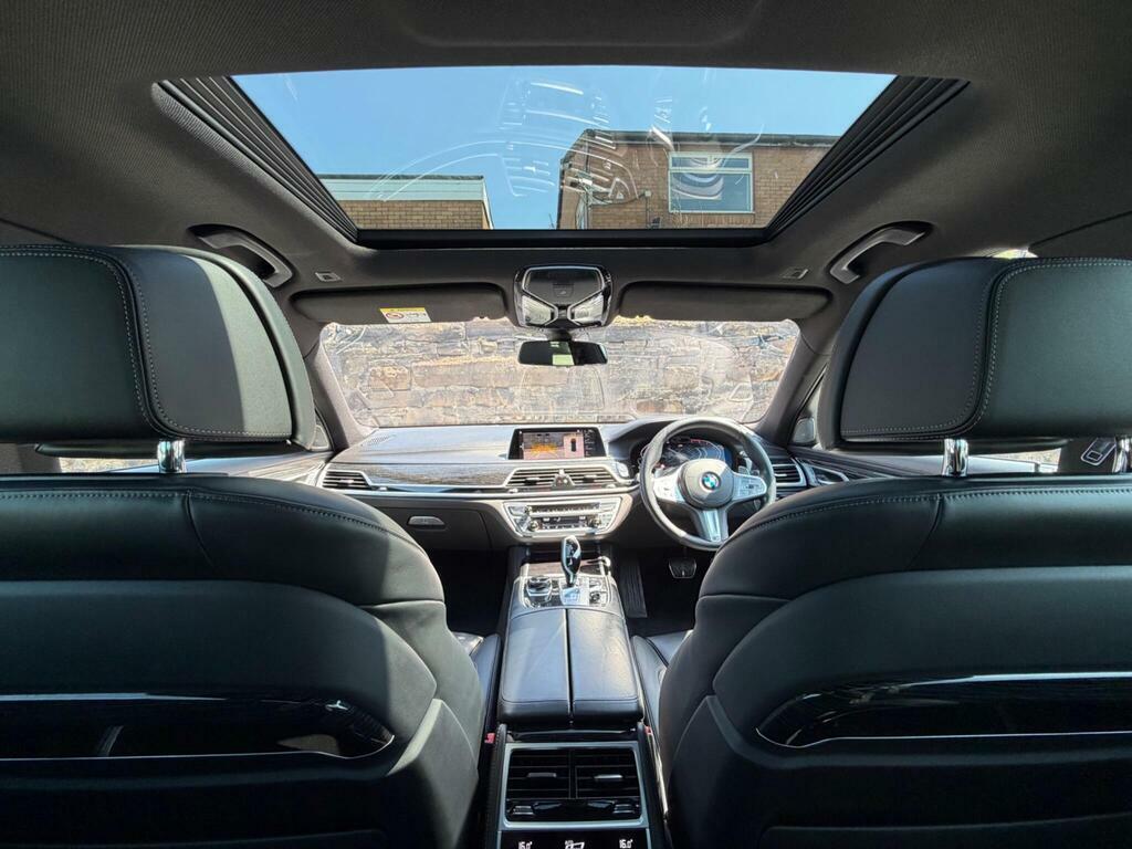 BMW 7 Series   #18