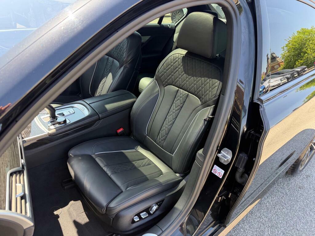 BMW 7 Series   #30