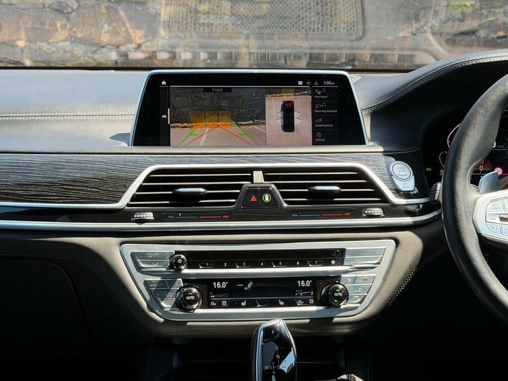 BMW 7 Series   #19
