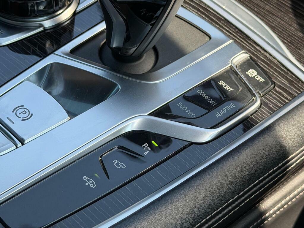 BMW 7 Series   #54