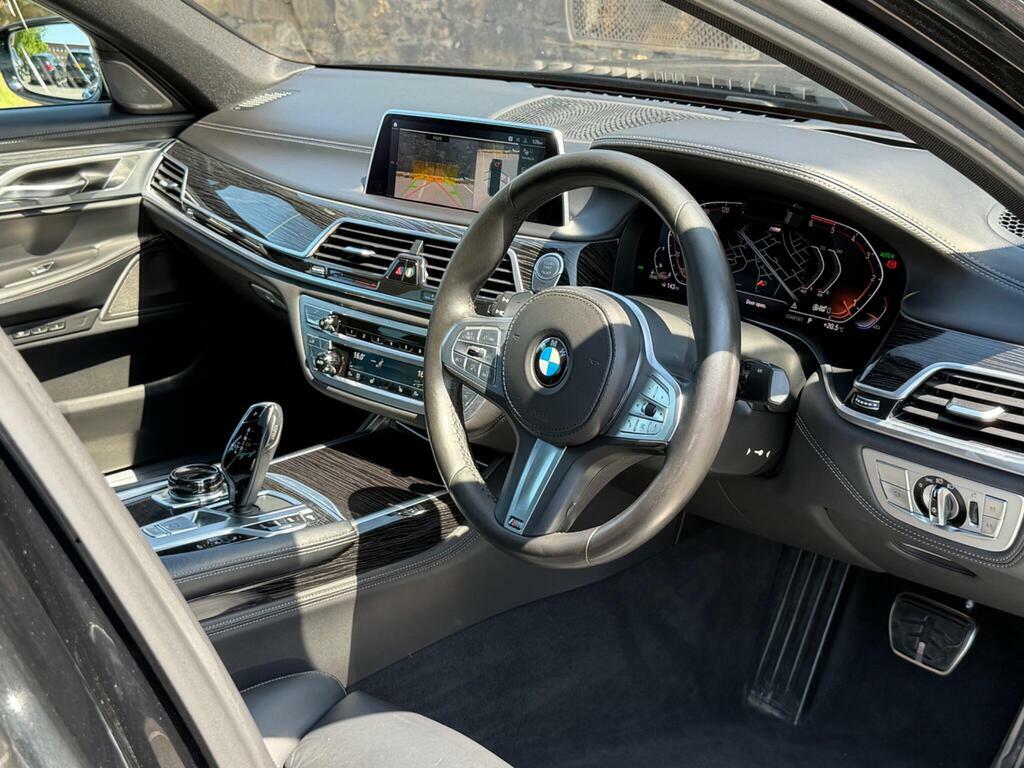 BMW 7 Series   #25