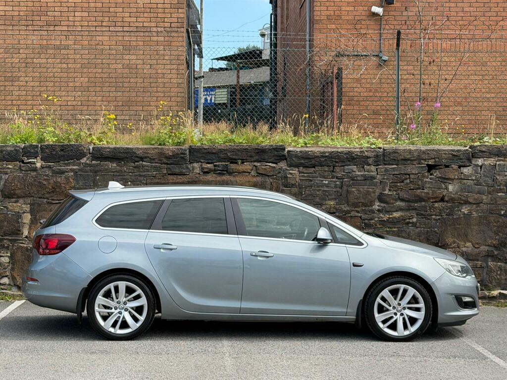 Vauxhall Astra 1.6 16V Sri Sports Tourer Euro 5 Silver #4