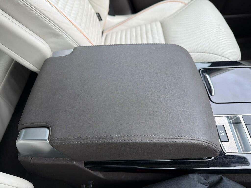 Land Rover Discovery 3.0 Td6 Se Grey #46